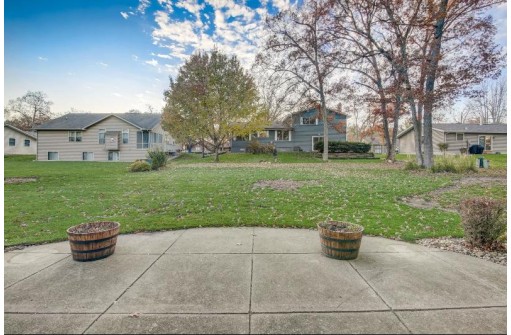 525 Winnebago Avenue, Portage, WI 53901