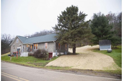 6109 County Road J, Black Earth, WI 53515