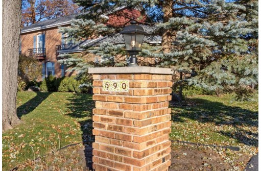 590 Winnebago Avenue, Portage, WI 53901