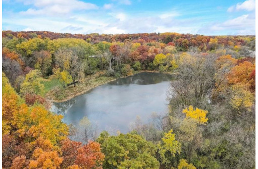 5317 N Pond View Court, Janesville, WI 53548