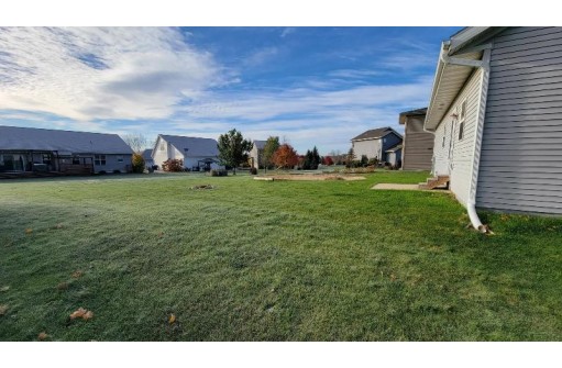 4435 Snowy Ridge Trail, Windsor, WI 53598