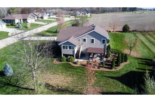 7274 Flyhawk Lane, Sauk City, WI 53583