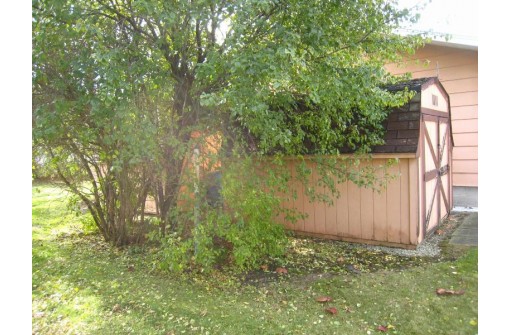 825 E Franklin Street, Waupun, WI 53963-1518