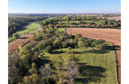 15 AC County Road W, Hazel Green, WI 53811