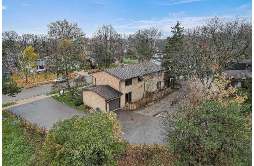 130 S Yellowstone Drive, Madison, WI 53705