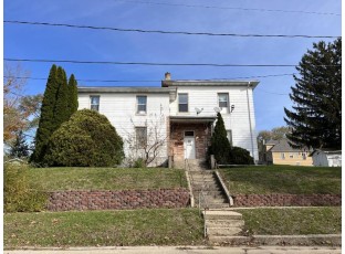 418 Harding Street Janesville, WI 53545