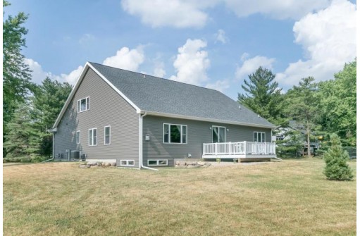 3755 Sequoia Trail, Verona, WI 53593