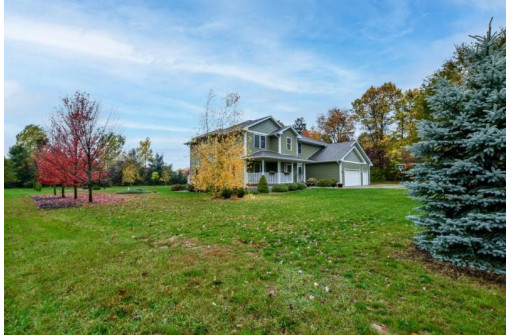 S4117 Whispering Pines Drive, Baraboo, WI 53913