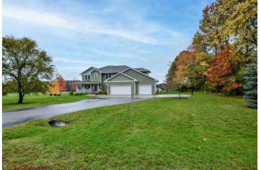 S4117 Whispering Pines Drive, Baraboo, WI 53913