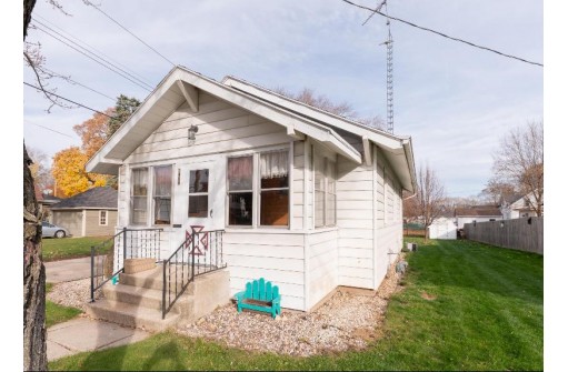 1408 N Washington Street, Janesville, WI 53548