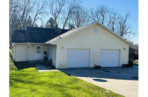 722 Madison Street, Mineral Point, WI 53565