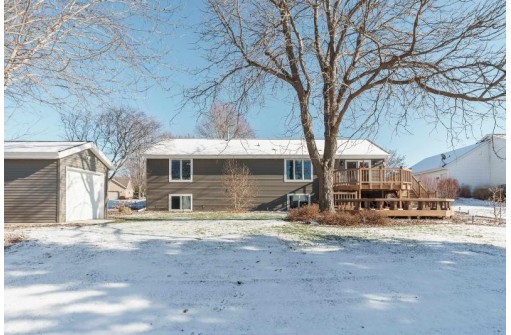 203 Red Apple Drive, Janesville, WI 53548