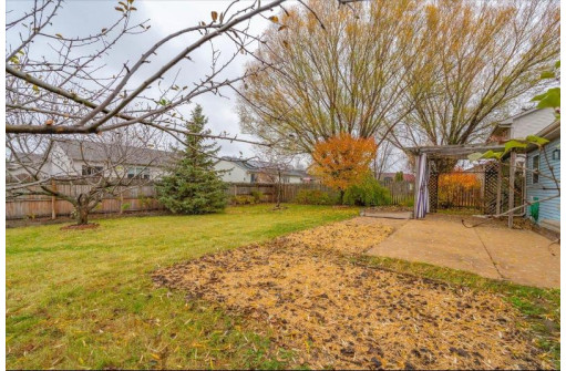 1440 Prairie Rose Drive, Sun Prairie, WI 53590