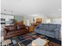 716 Kenseth Way, Cambridge, WI 53523