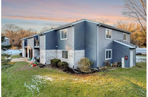 205 Whispering Pines Way, Madison, WI 53713