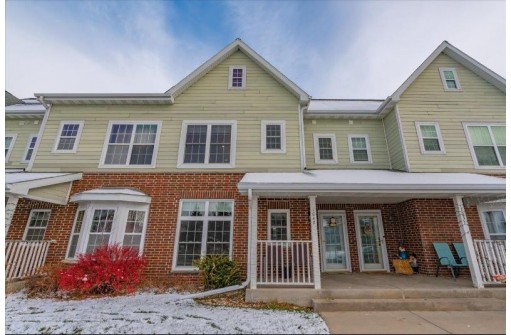 1047 Providence Street, Sun Prairie, WI 53590