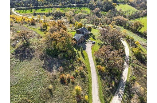 W9110 Sawmill Road, Blanchardville, WI 53516