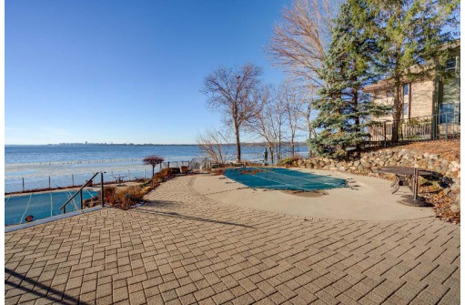 3939 Monona Drive 302, Monona, WI 53716