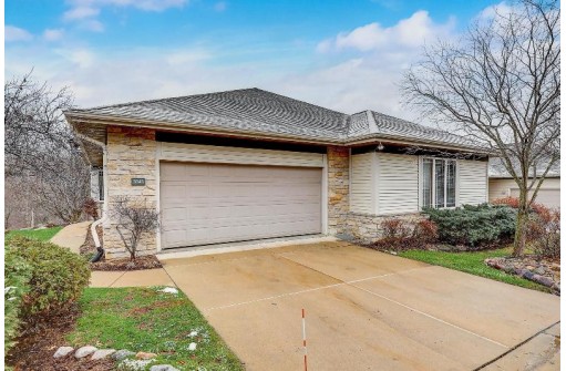 3345 Conservancy Lane, Middleton, WI 53562