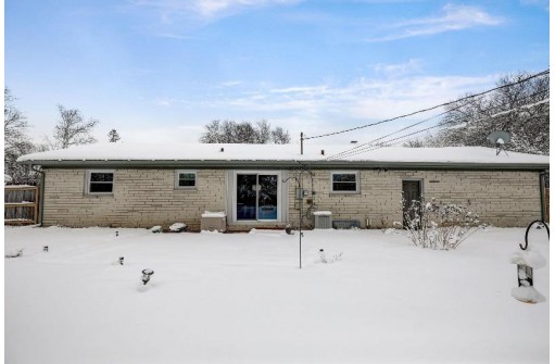 160 W Macarthur Street, Sun Prairie, WI 53590