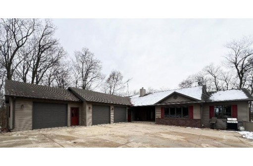 W1378 Bridgeview Drive, Cambria, WI 53923