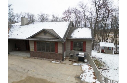 W1378 Bridgeview Drive, Cambria, WI 53923