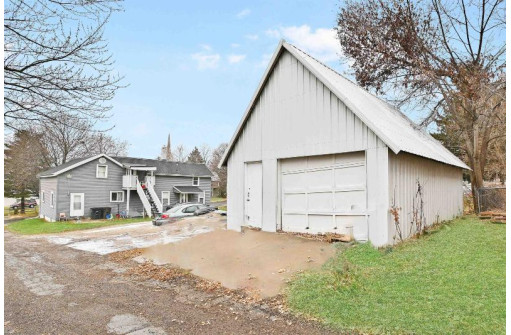 116 N Wilson Avenue, Jefferson, WI 53549