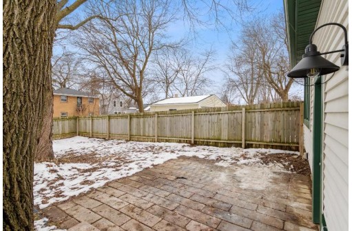 1813 Schlimgen Avenue, Madison, WI 53704