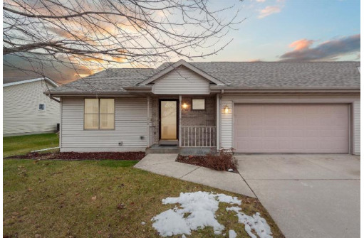 3708 Sandhill Drive B, Janesville, WI 53546