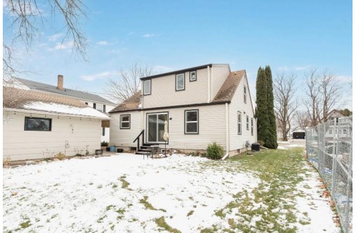 504 Mckinley Street, Waupun, WI 53963