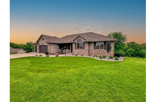 5584 County Road N, Sun Prairie, WI 53590