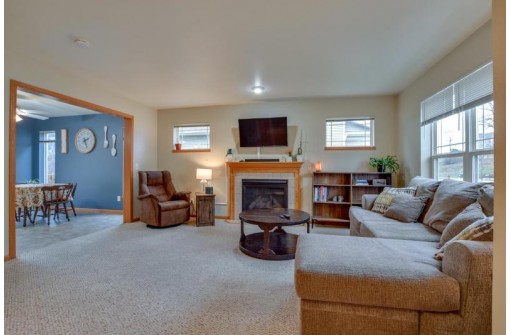 713 Orion Trail, Madison, WI 53718