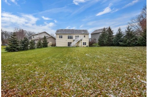 9 Valor Circle, Madison, WI 53718-1300