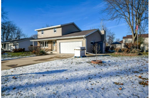 1460 Donald Drive, Sun Prairie, WI 53590