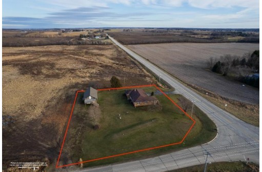 W8046 County Road B, Beaver Dam, WI 53916-9372