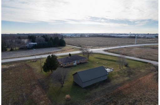 W8046 County Road B, Beaver Dam, WI 53916-9372