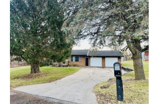 61 7th Street, Mineral Point, WI 53565