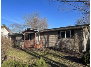 354 5th Street Prairie Du Sac, WI 53578