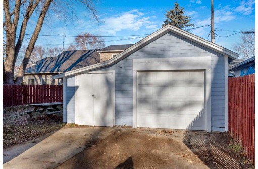 318 W Mackie Street, Beaver Dam, WI 53916