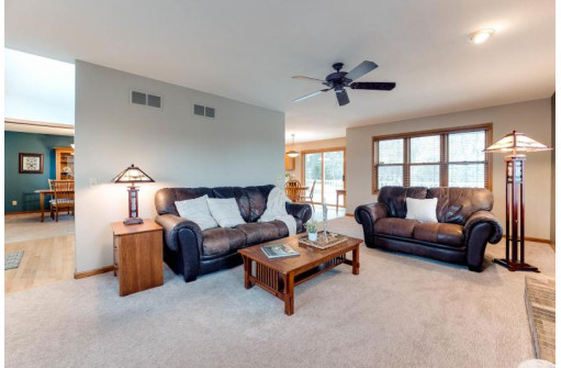 364 Stoney Ridge Trail, Stoughton, WI 53589