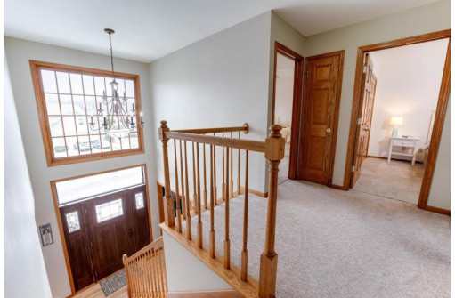 364 Stoney Ridge Trail, Stoughton, WI 53589