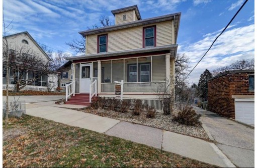 1007 Edgewood Avenue, Madison, WI 53711