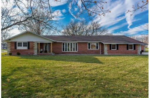 790 E Jonquil Court, Beloit, WI 53511