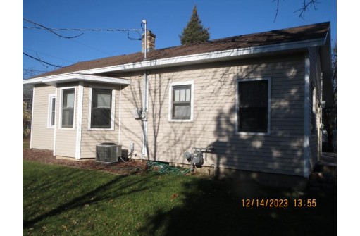 317 N Monroe Street, Stoughton, WI 53589-1541