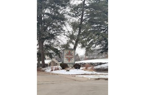 5979 Woodcreek Lane, Middleton, WI 53562