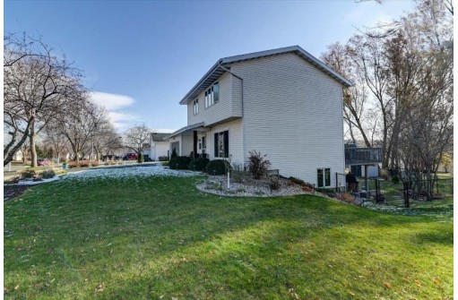 6445 Toribrooke Lane, Madison, WI 53719