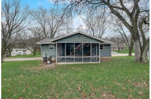 604 Central Avenue, Deerfield, WI 53531