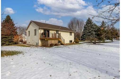 2045 Innsbrooke Drive, Sun Prairie, WI 53590