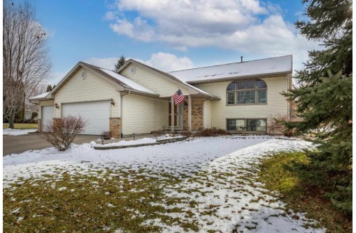 2045 Innsbrooke Drive, Sun Prairie, WI 53590