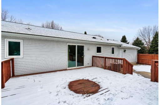 W7728 Patchin Road, Pardeeville, WI 53954